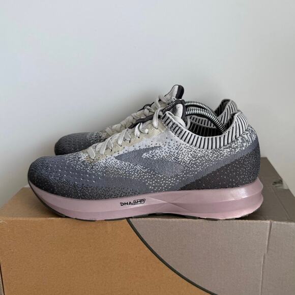 Brooks Levitate 2 Grey/Deep Rose Women Running Sneakers- SZ 7.5 - Picture 4 of 14